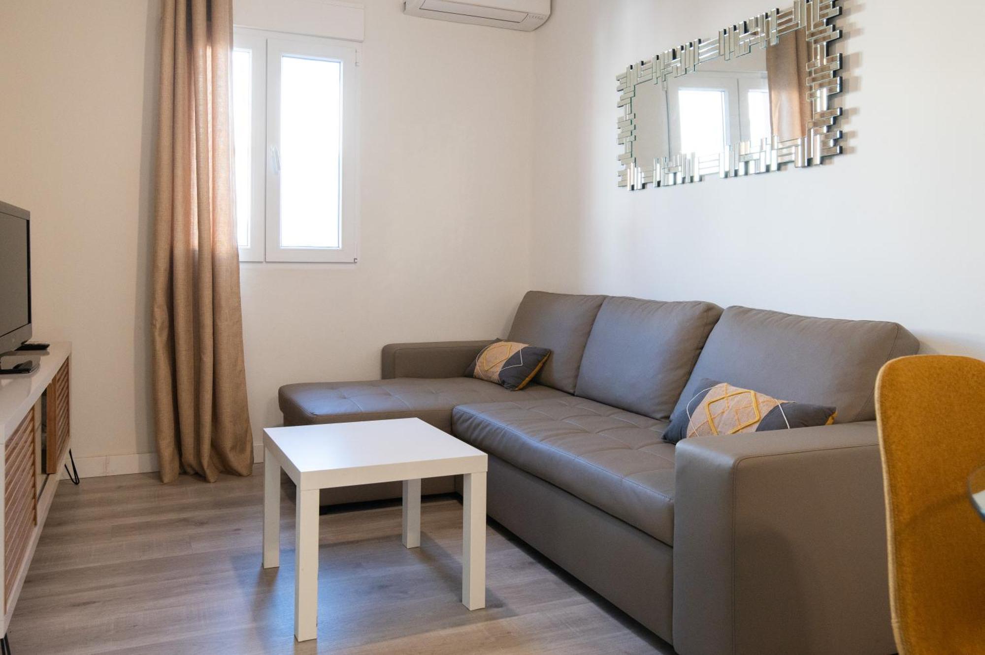 Apartamento Triana Habitame Inmobiliaria Sevilla Bagian luar foto