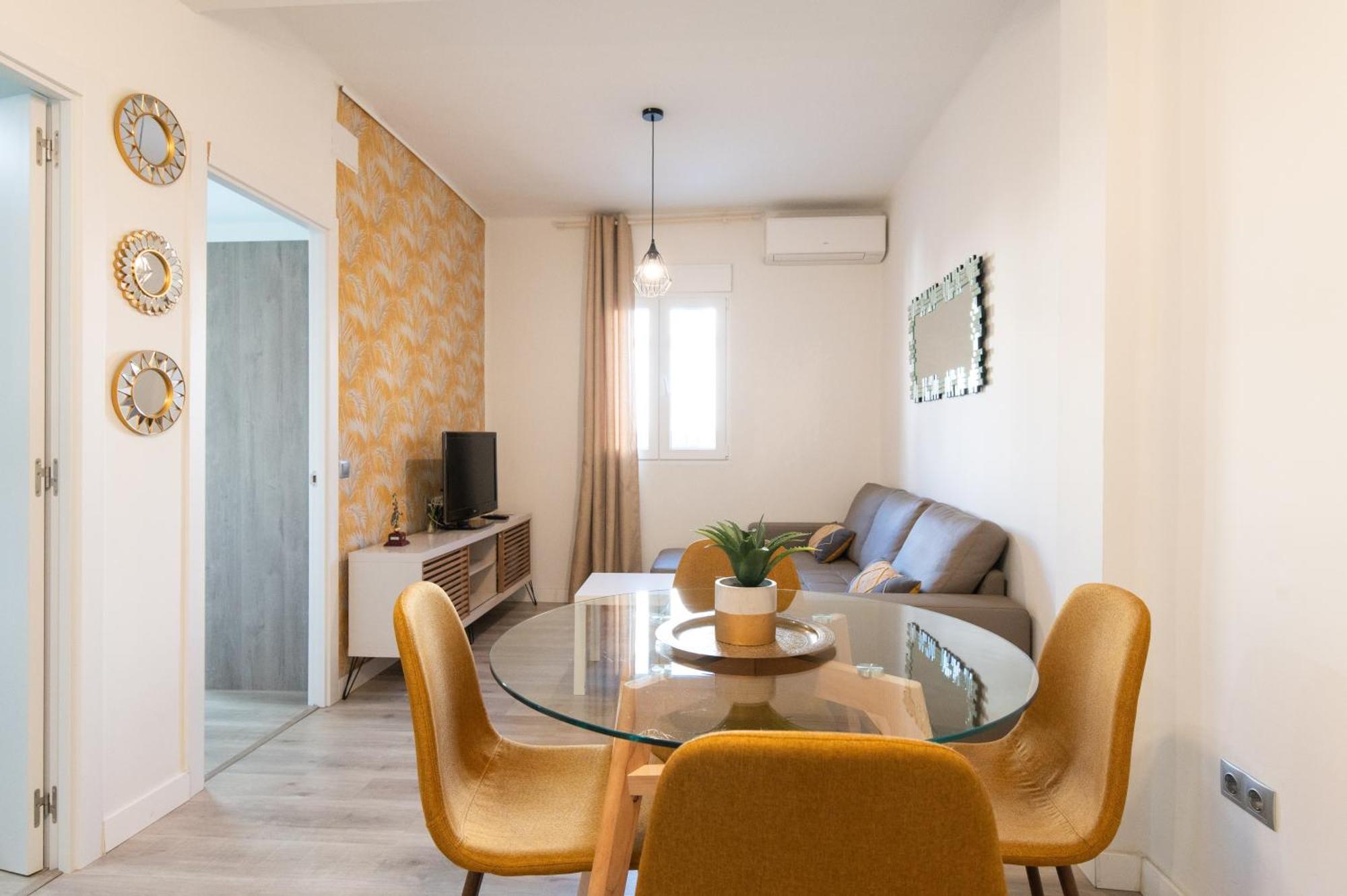 Apartamento Triana Habitame Inmobiliaria Sevilla Bagian luar foto