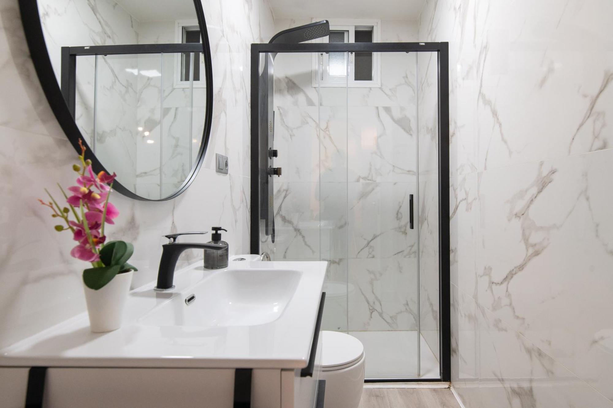 Apartamento Triana Habitame Inmobiliaria Sevilla Bagian luar foto